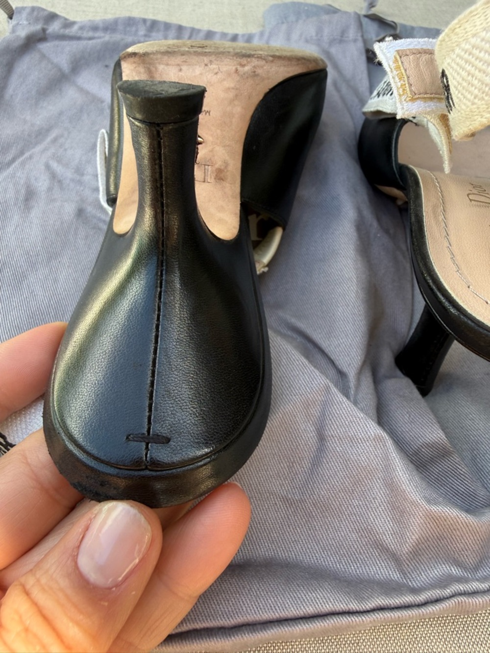 Dior Black Leather Pointed-Toe Slingback Pumps - Picture 6 of 12
